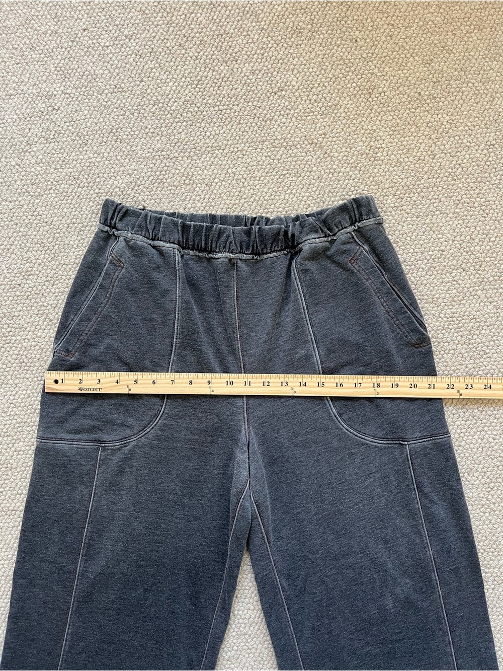Free People Women’s Gray Cropped Wide Leg Pull On Sweatpants Lounge Pants Pocket - Picture 4 of 7